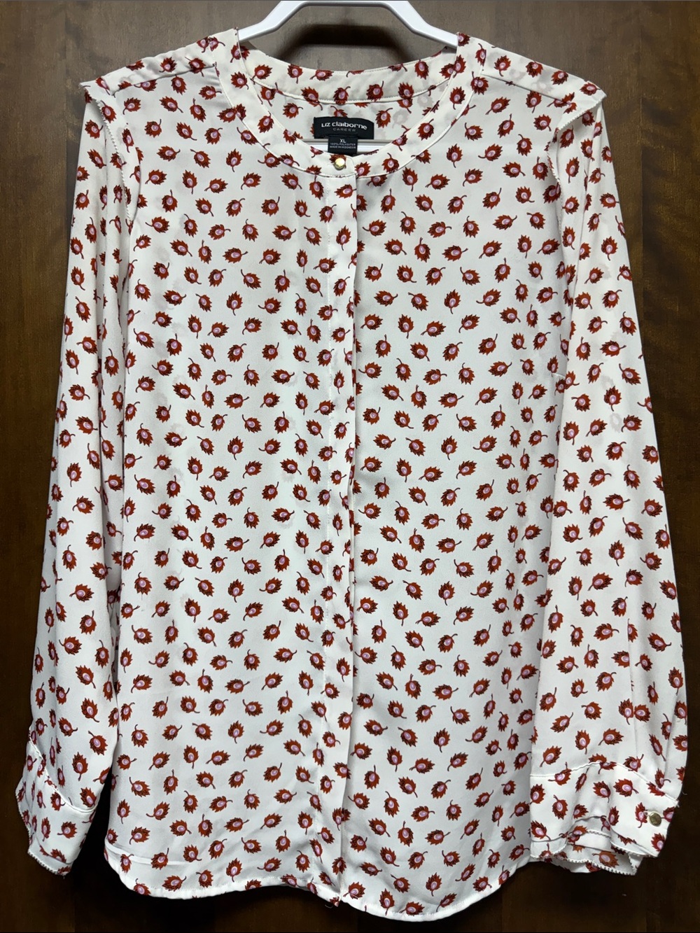 Liz Claiborne Cream Button-Front Blouse with Red Leaf Print